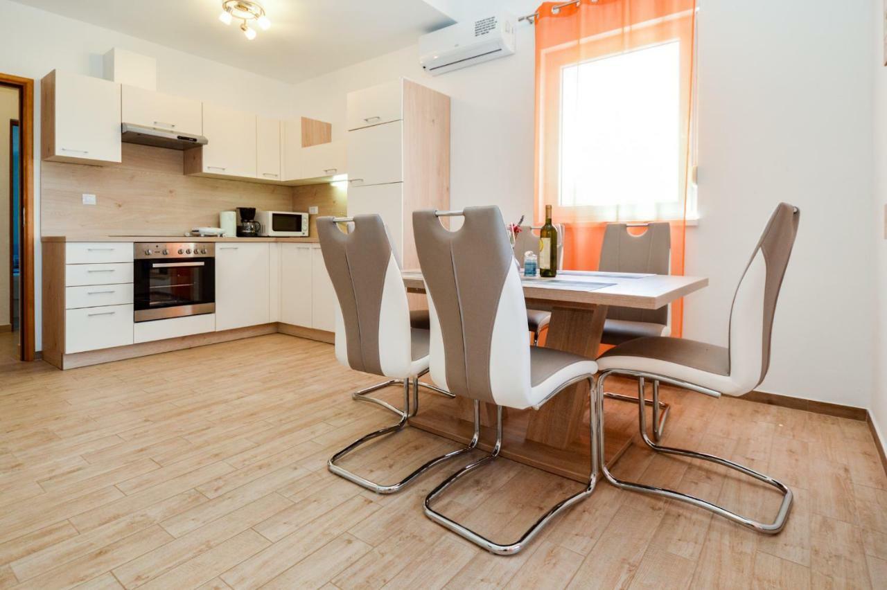 Apartment Mit- Mir Fondole Екстериор снимка