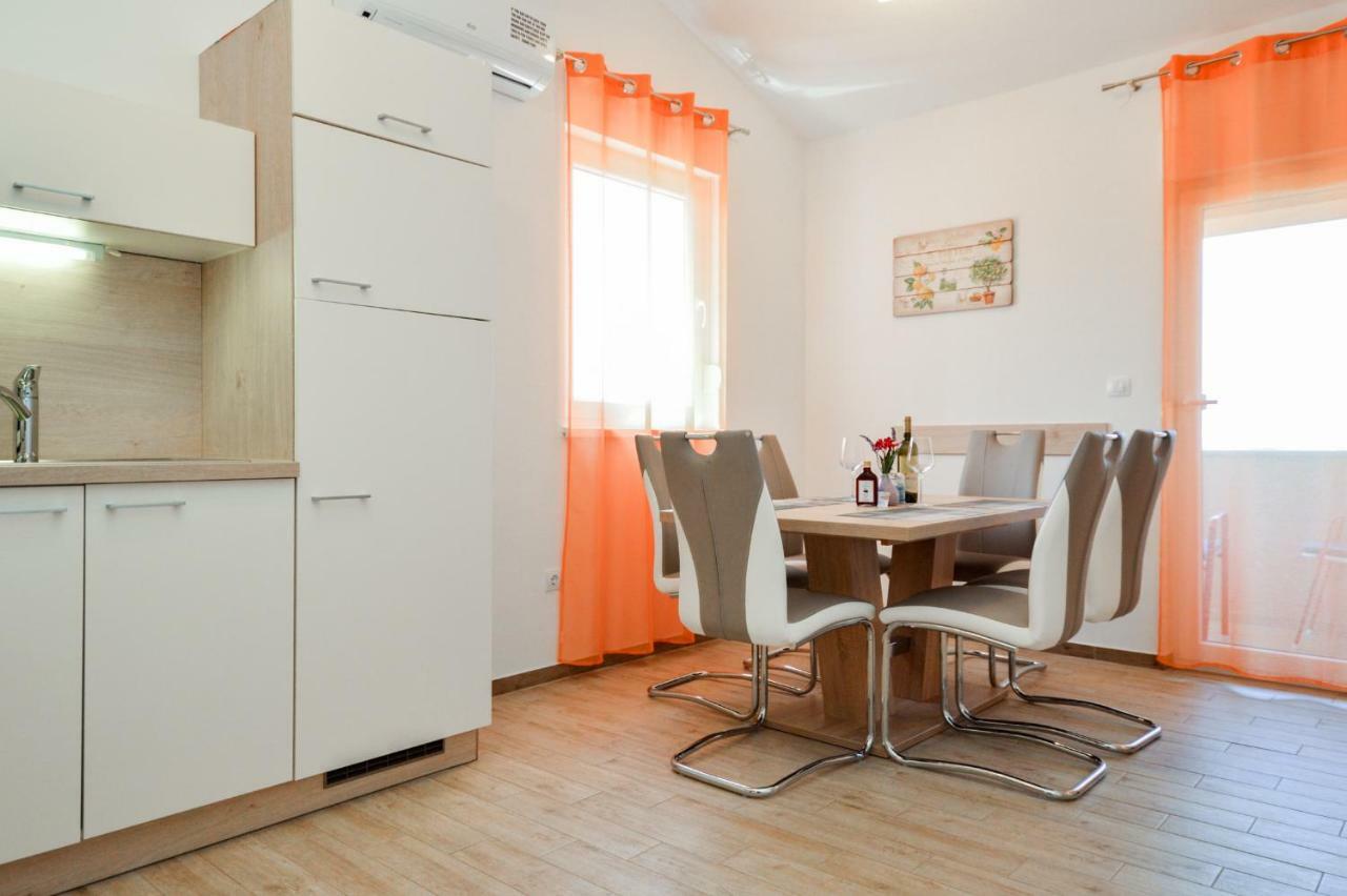 Apartment Mit- Mir Fondole Екстериор снимка