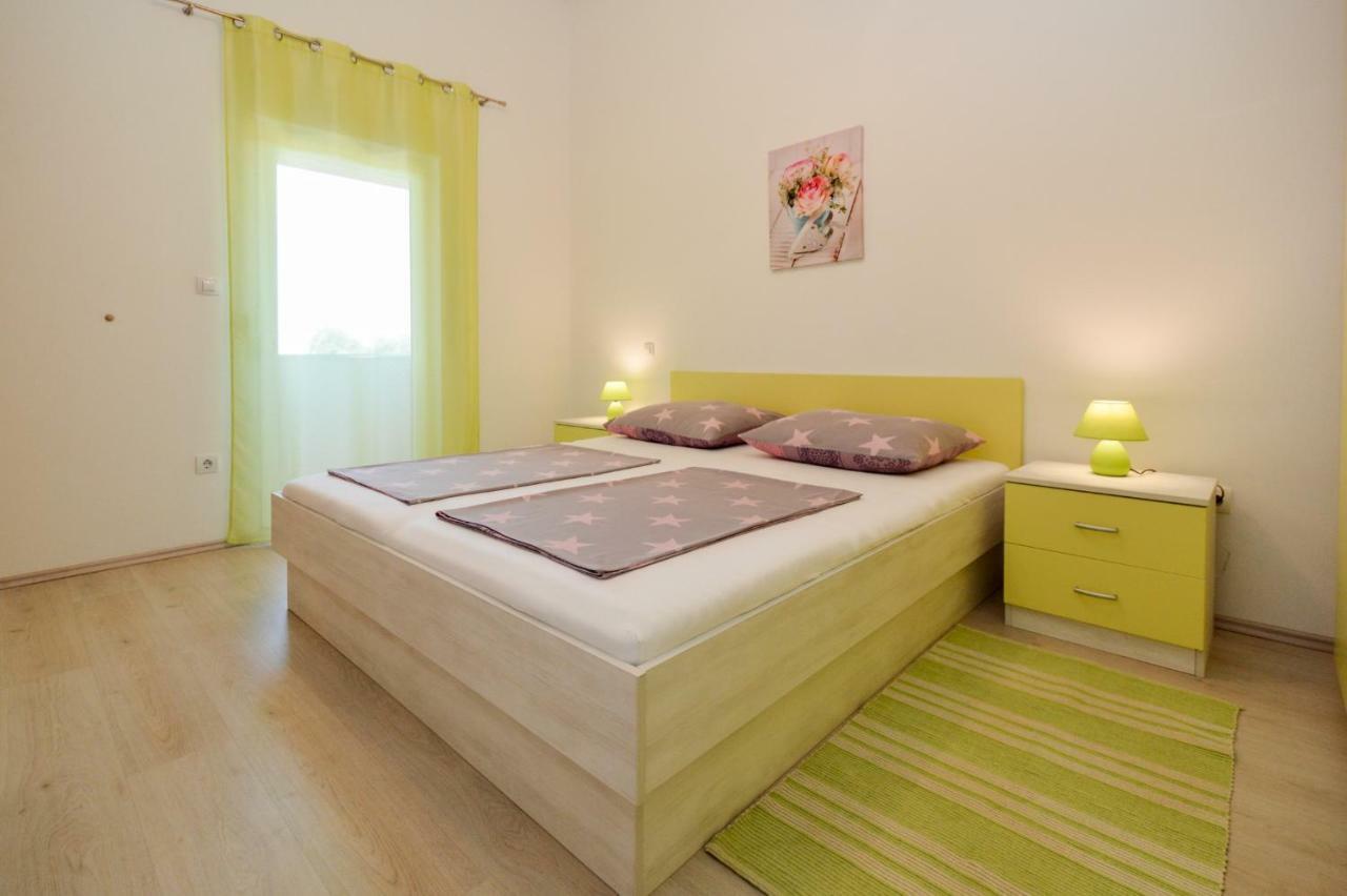 Apartment Mit- Mir Fondole Екстериор снимка