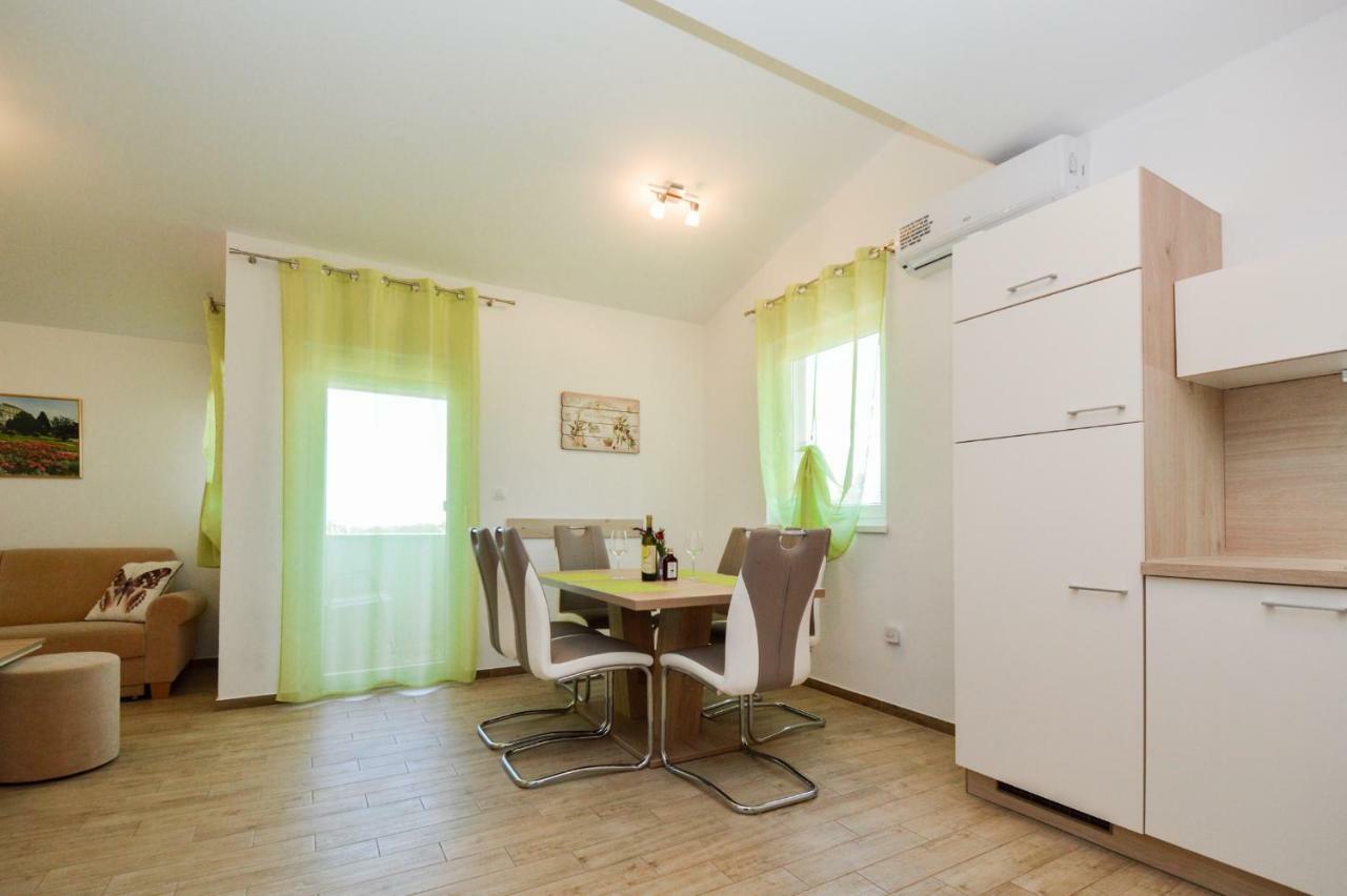 Apartment Mit- Mir Fondole Екстериор снимка