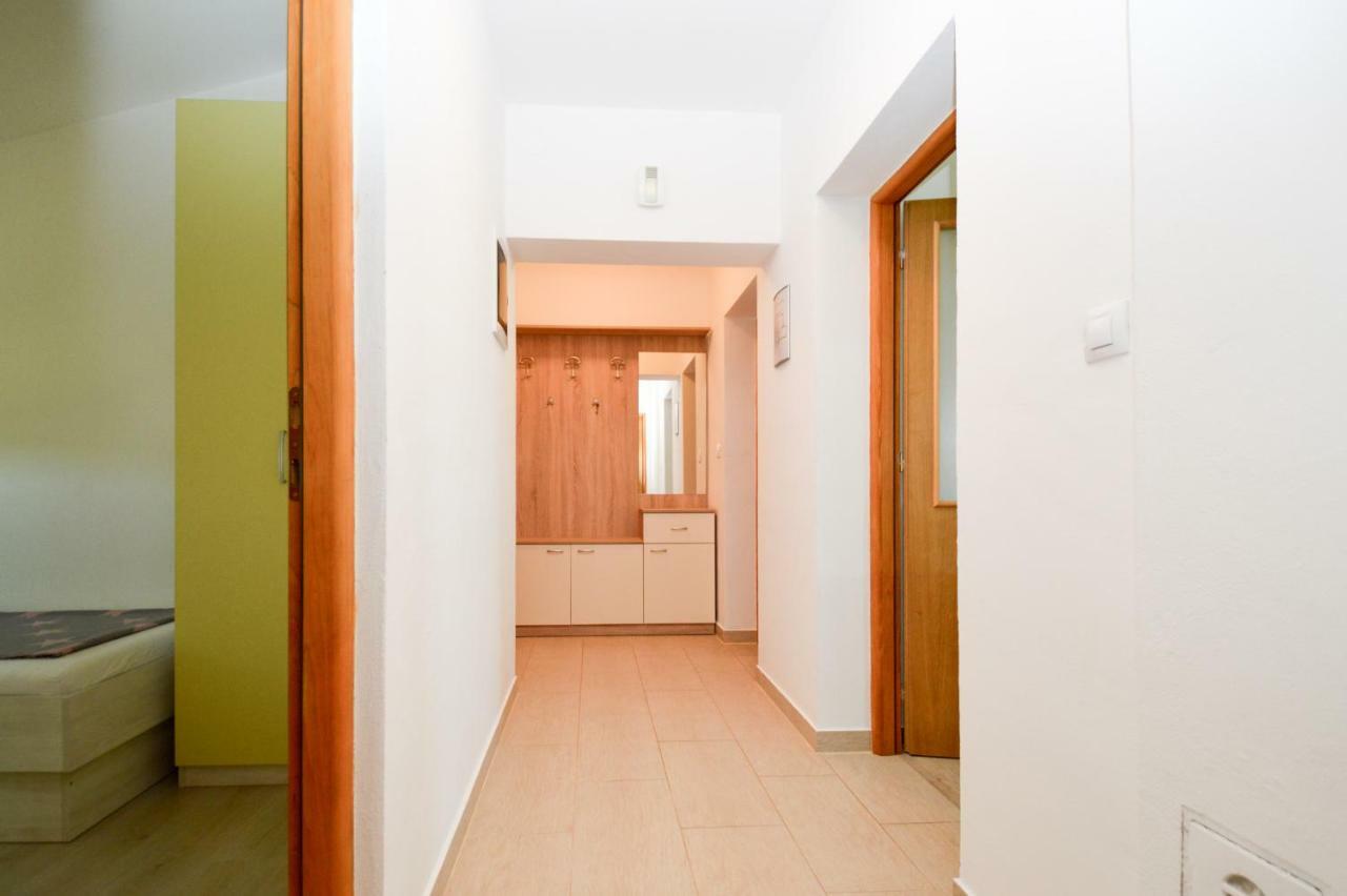 Apartment Mit- Mir Fondole Екстериор снимка