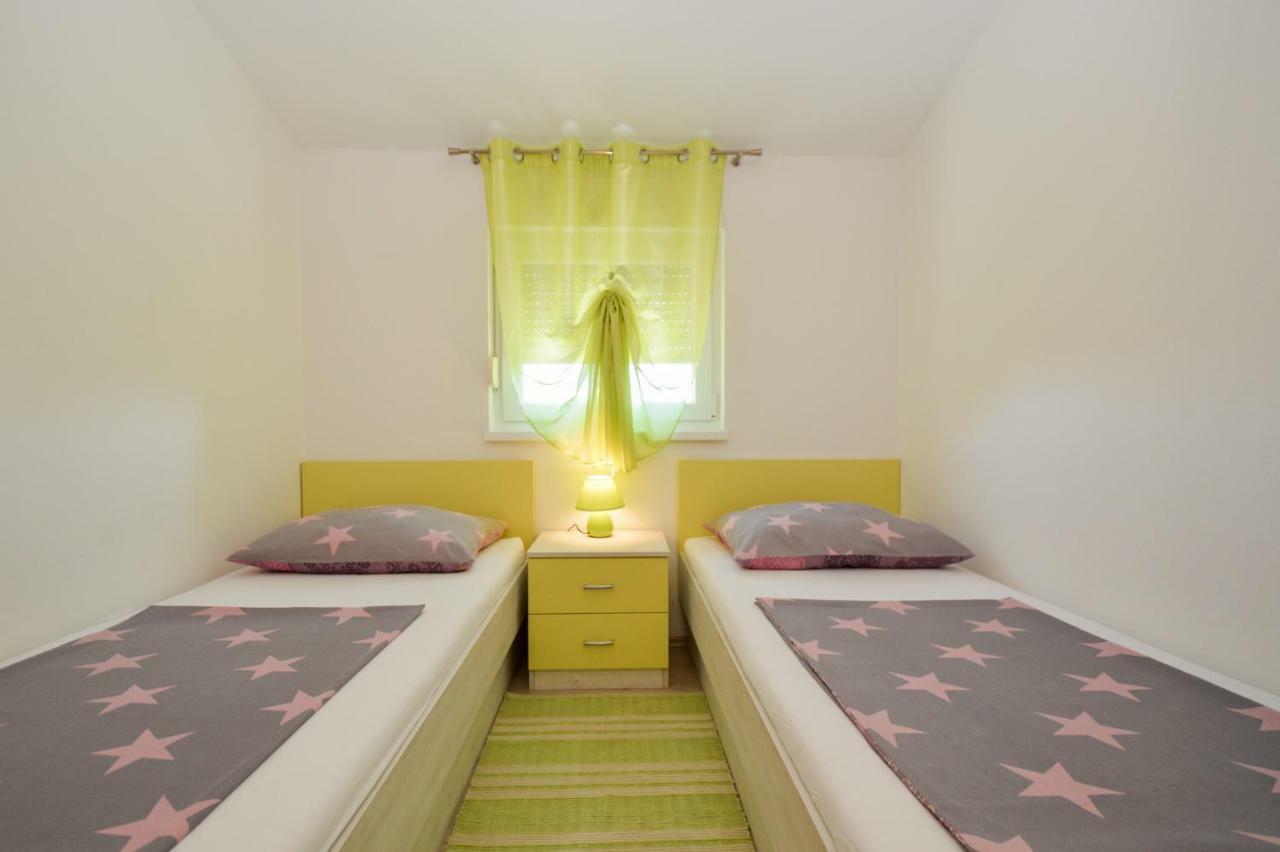 Apartment Mit- Mir Fondole Екстериор снимка