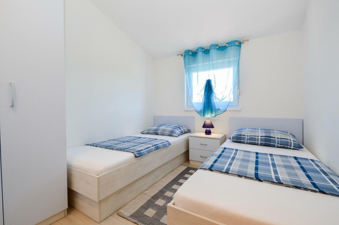 Apartment Mit- Mir Fondole Екстериор снимка